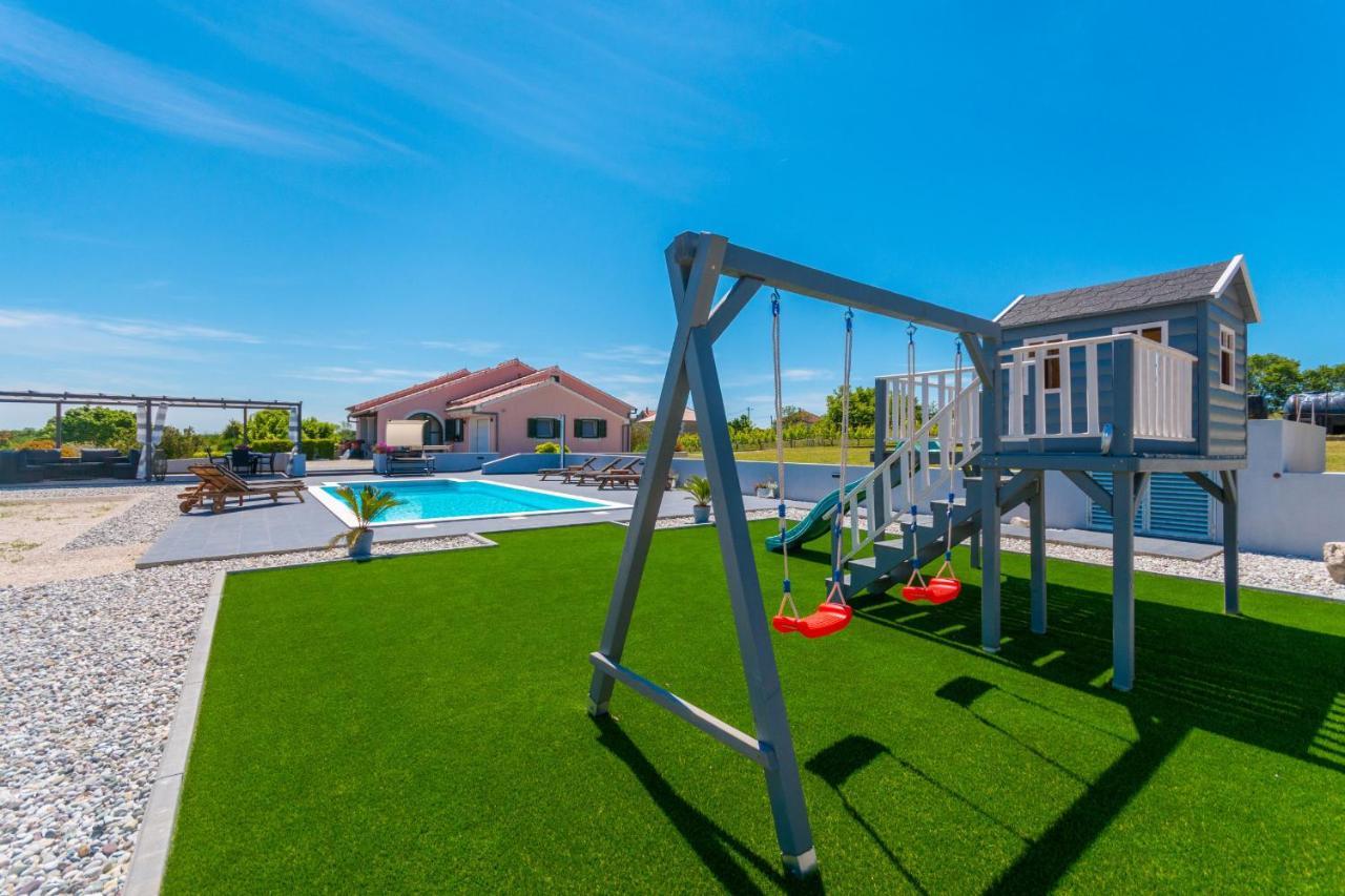Villa Perini Dvori Donji Zemunik Exterior foto