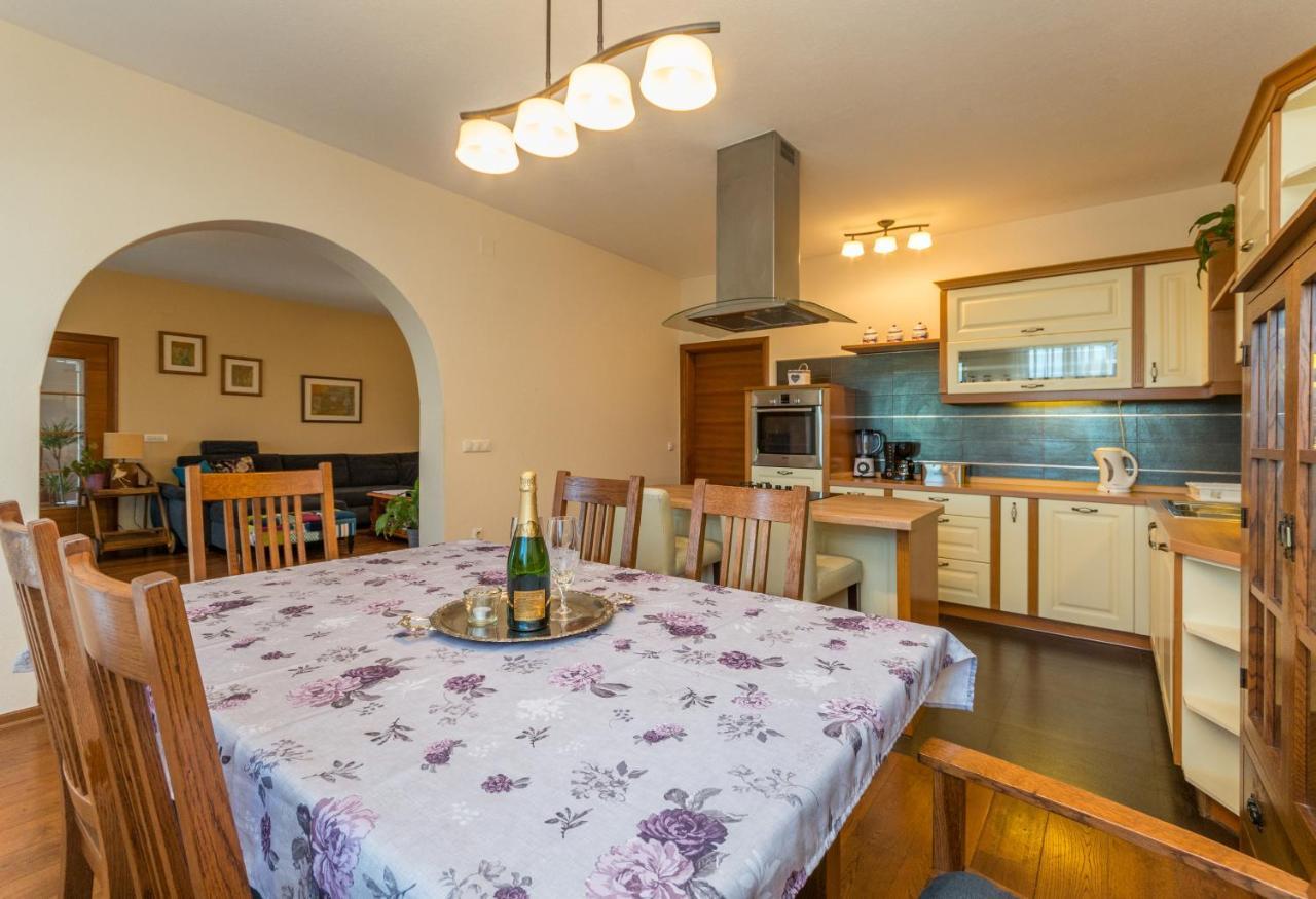 Villa Perini Dvori Donji Zemunik Exterior foto