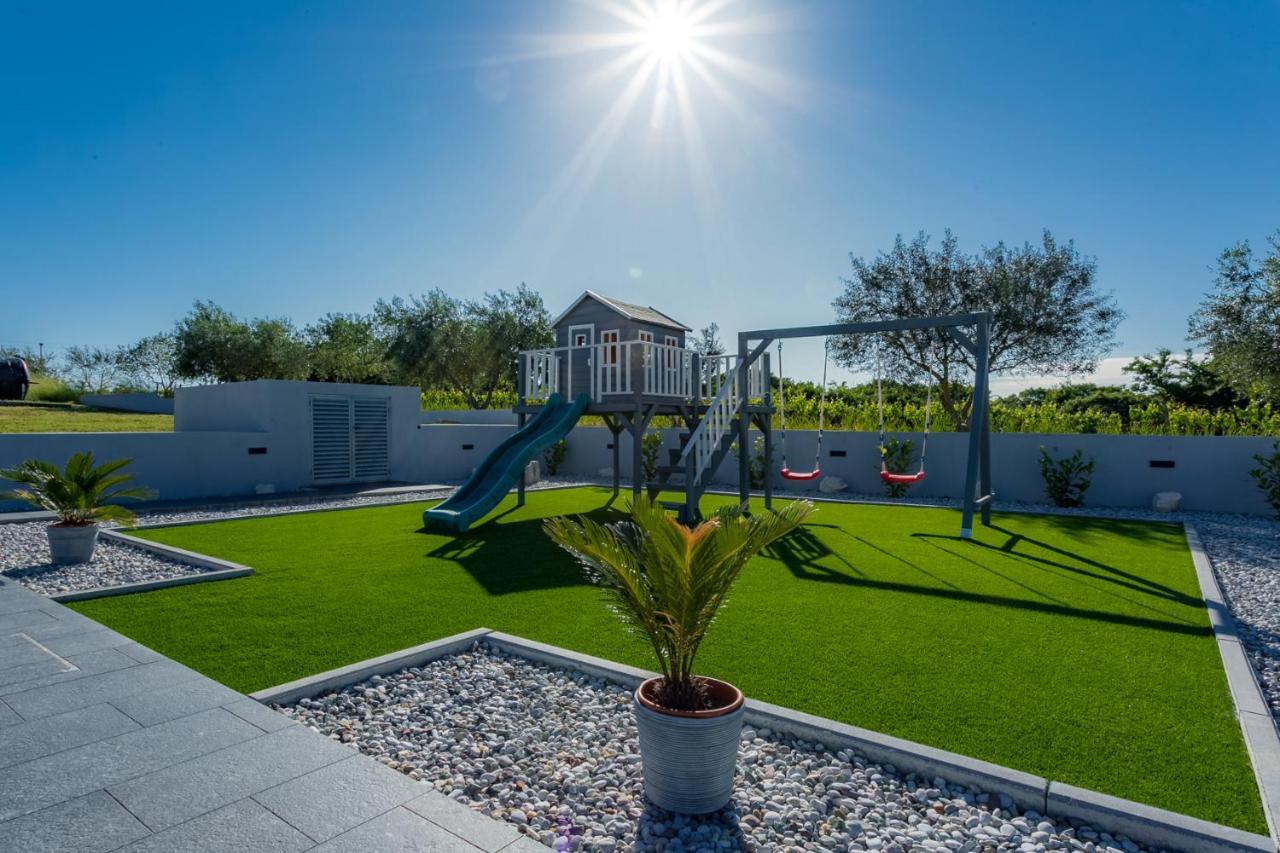 Villa Perini Dvori Donji Zemunik Exterior foto