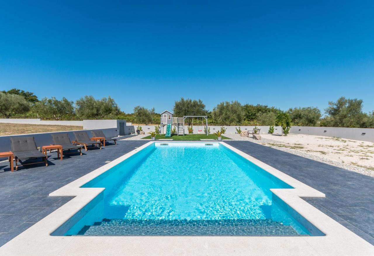 Villa Perini Dvori Donji Zemunik Exterior foto