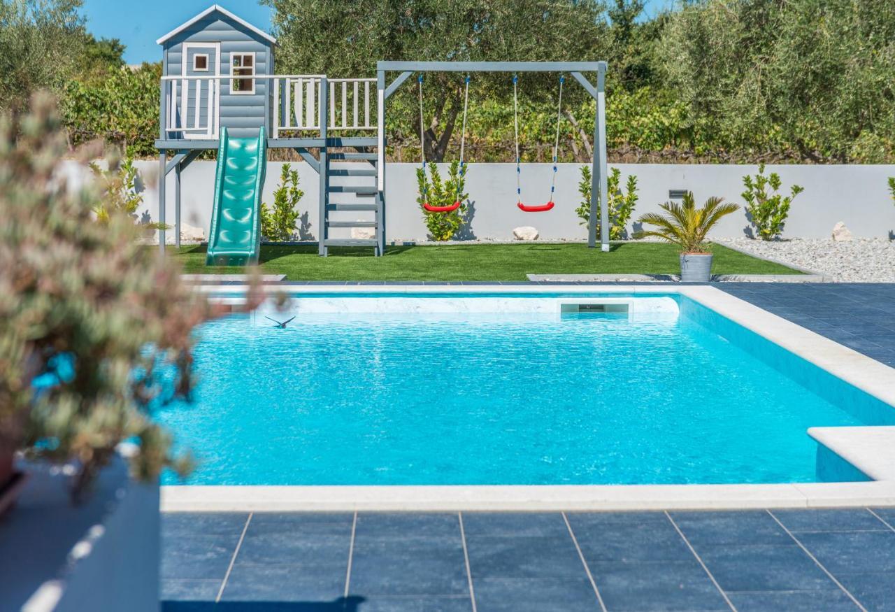 Villa Perini Dvori Donji Zemunik Exterior foto