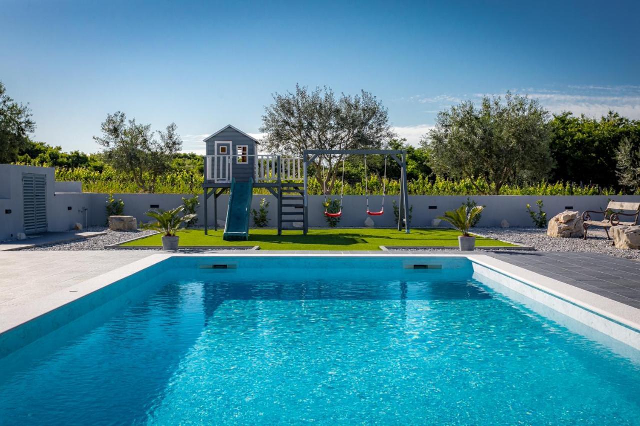 Villa Perini Dvori Donji Zemunik Exterior foto
